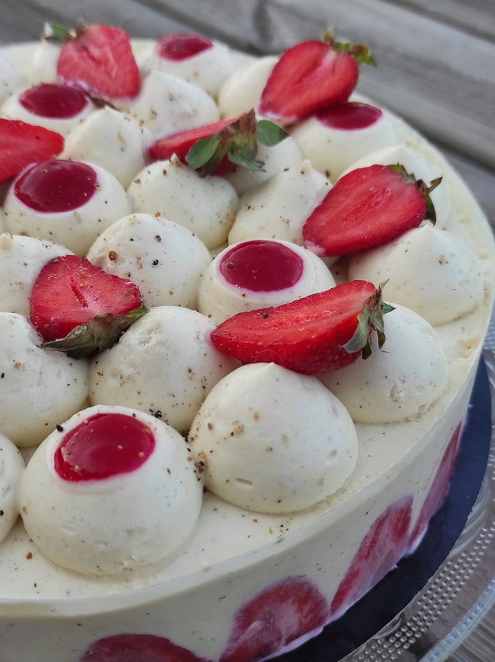 351019279_662682335856707_8399796030999082256_n