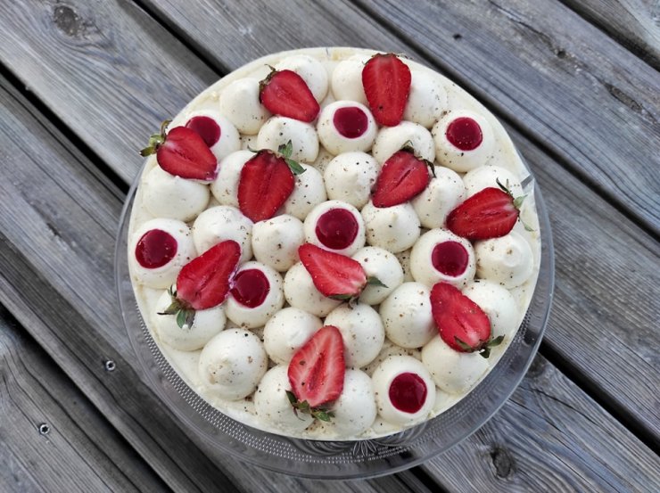 351164064_746175837256821_227245869469723476_n